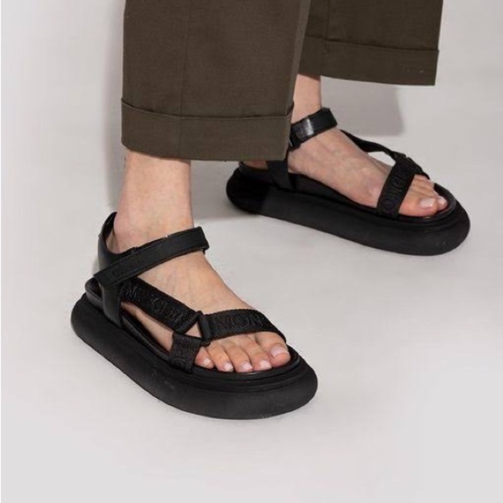 Moncler catura sandals